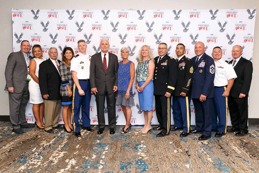 CSI Aviation staff at the 2017 Freedom Award Ceremony in Washington, D.C. 